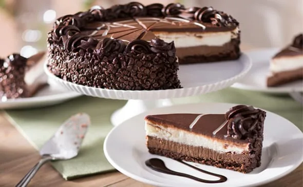 Olive Garden Black Tie Mousse Cake