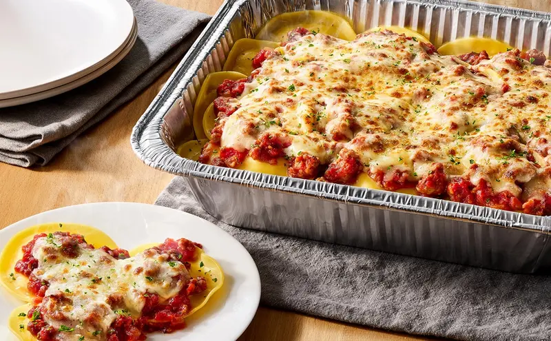 Olive Garden Cheese Ravioli with Marinara or Meat Sauce (Serves 4 - 6)
