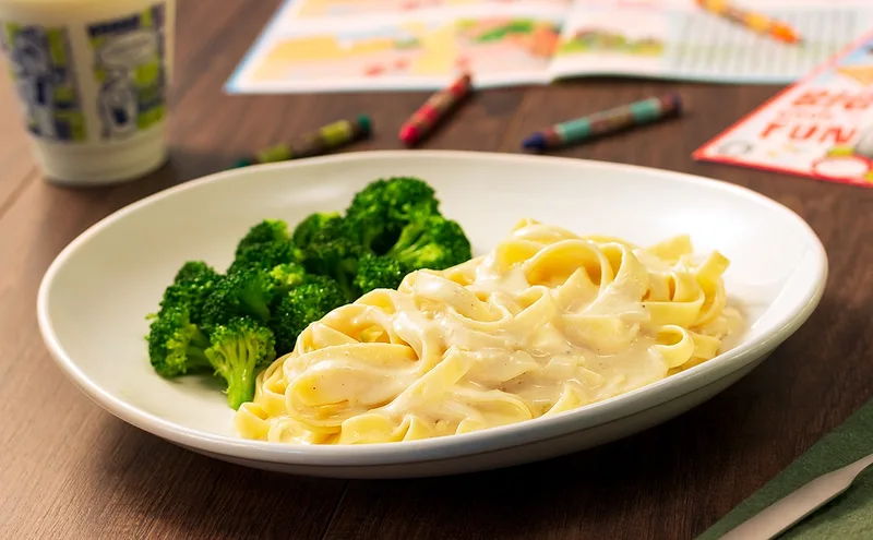 Olive Garden Kids Alfredo Pasta