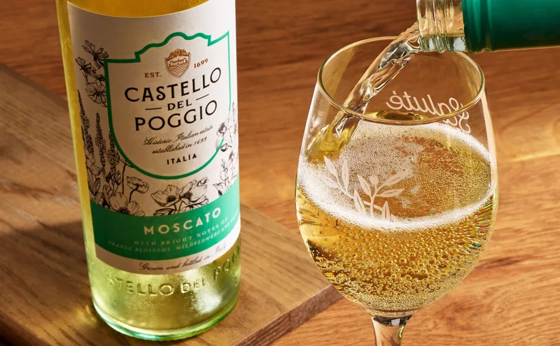 Olive Garden Moscato Castello del Poggio